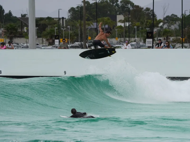 Surfland Brasil — foto 3