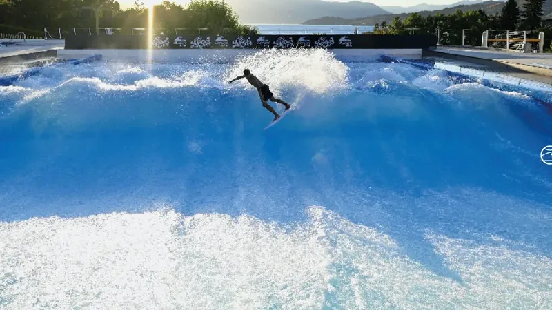 Inzuma Surf Resort