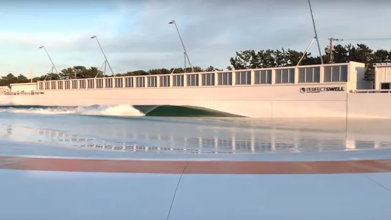Surf Stadium Japan
